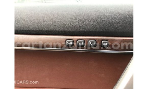 Nunua Imported Toyota Land Cruiser Nyeusi Gari ndani ya Import - Dubai nchini Arusha Nunua Imported Toyota Land Cruiser Nyeusi Gari ndani ya Import - Dubai nchini Arusha