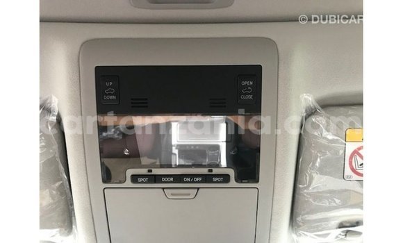 Nunua Imported Toyota Land Cruiser Nyeusi Gari ndani ya Import - Dubai nchini Arusha Nunua Imported Toyota Land Cruiser Nyeusi Gari ndani ya Import - Dubai nchini Arusha