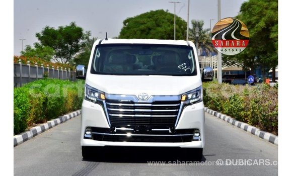 Buy Import Toyota Granvia White Car in Import - Dubai in Arusha Buy Import Toyota Granvia White Car in Import - Dubai in Arusha