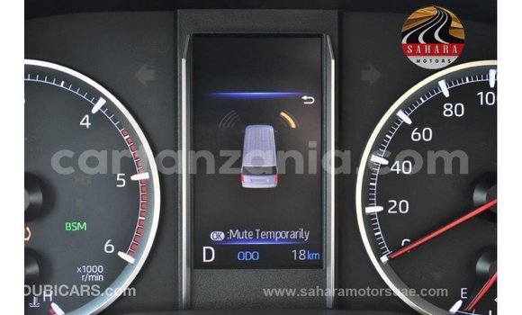 Buy Import Toyota Granvia White Car in Import - Dubai in Arusha Buy Import Toyota Granvia White Car in Import - Dubai in Arusha