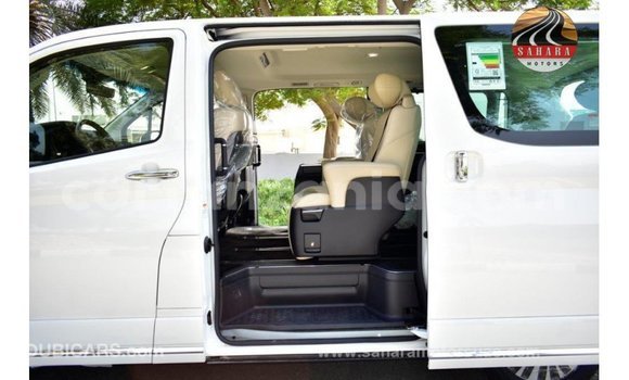 Buy Import Toyota Granvia White Car in Import - Dubai in Arusha Buy Import Toyota Granvia White Car in Import - Dubai in Arusha