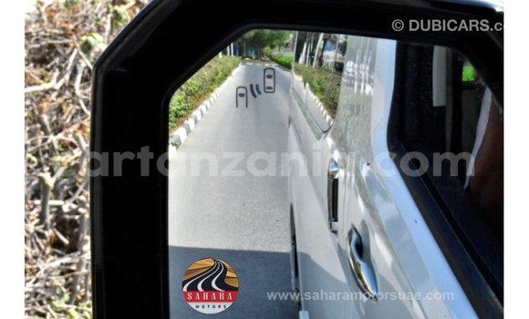 Buy Import Toyota Granvia White Car in Import - Dubai in Arusha Buy Import Toyota Granvia White Car in Import - Dubai in Arusha