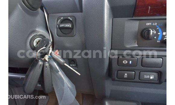 Nunua Imported Toyota Land Cruiser Nyingine Gari ndani ya Import - Dubai nchini Arusha Nunua Imported Toyota Land Cruiser Nyingine Gari ndani ya Import - Dubai nchini Arusha