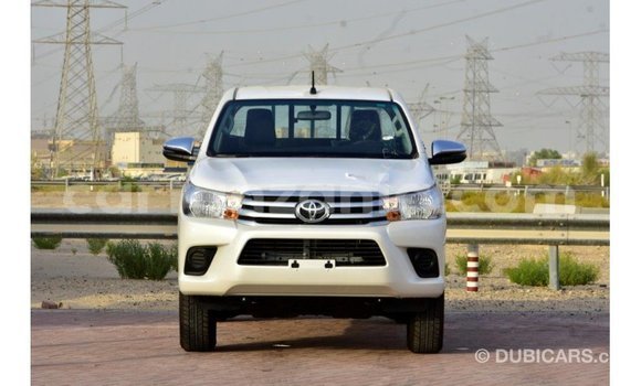 Buy Import Toyota Hilux White Car in Import - Dubai in Arusha Buy Import Toyota Hilux White Car in Import - Dubai in Arusha