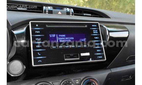 Buy Import Toyota Hilux White Car in Import - Dubai in Arusha Buy Import Toyota Hilux White Car in Import - Dubai in Arusha