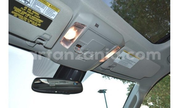 Buy Import Toyota Tundra White Car in Import - Dubai in Arusha Buy Import Toyota Tundra White Car in Import - Dubai in Arusha