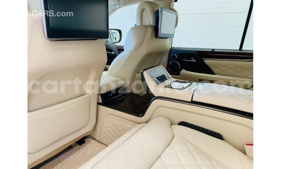 Nunua Imported Lexus LX Nyeusi Gari ndani ya Import - Dubai nchini Arusha Nunua Imported Lexus LX Nyeusi Gari ndani ya Import - Dubai nchini Arusha