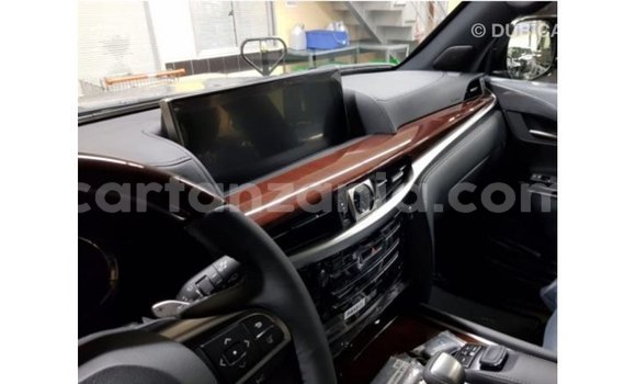 Nunua Imported Lexus LX Nyeupe Gari ndani ya Import - Dubai nchini Arusha Nunua Imported Lexus LX Nyeupe Gari ndani ya Import - Dubai nchini Arusha