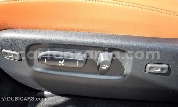 Nunua Imported Lexus LX Nyeupe Gari ndani ya Import - Dubai nchini Arusha Nunua Imported Lexus LX Nyeupe Gari ndani ya Import - Dubai nchini Arusha