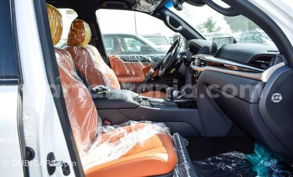 Nunua Imported Lexus LX Nyeupe Gari ndani ya Import - Dubai nchini Arusha Nunua Imported Lexus LX Nyeupe Gari ndani ya Import - Dubai nchini Arusha