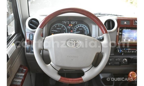 Buy Import Toyota Land Cruiser Other Car in Import - Dubai in Arusha Buy Import Toyota Land Cruiser Other Car in Import - Dubai in Arusha