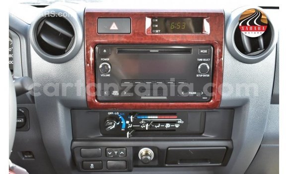 Nunua Imported Toyota Land Cruiser Nyingine Gari ndani ya Import - Dubai nchini Arusha Nunua Imported Toyota Land Cruiser Nyingine Gari ndani ya Import - Dubai nchini Arusha