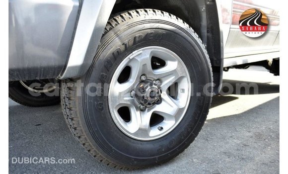 Nunua Imported Toyota Land Cruiser Nyingine Gari ndani ya Import - Dubai nchini Arusha Nunua Imported Toyota Land Cruiser Nyingine Gari ndani ya Import - Dubai nchini Arusha