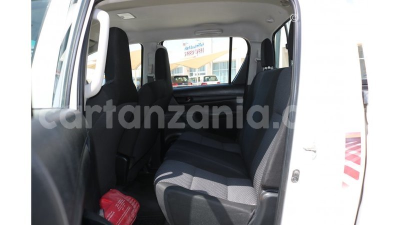 Big with watermark toyota hilux arusha import dubai 9296