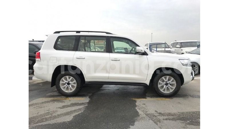 Big with watermark toyota land cruiser arusha import dubai 9297