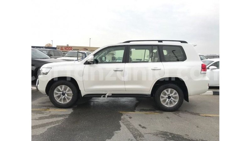 Big with watermark toyota land cruiser arusha import dubai 9297