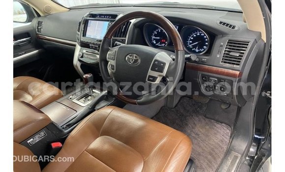 Nunua Imported Toyota Land Cruiser Nyeusi Gari ndani ya Import - Dubai nchini Arusha Nunua Imported Toyota Land Cruiser Nyeusi Gari ndani ya Import - Dubai nchini Arusha