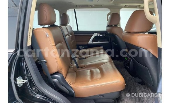 Nunua Imported Toyota Land Cruiser Nyeusi Gari ndani ya Import - Dubai nchini Arusha Nunua Imported Toyota Land Cruiser Nyeusi Gari ndani ya Import - Dubai nchini Arusha