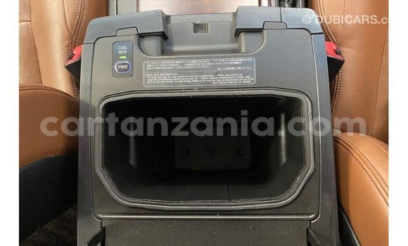 Nunua Imported Toyota Land Cruiser Nyeusi Gari ndani ya Import - Dubai nchini Arusha Nunua Imported Toyota Land Cruiser Nyeusi Gari ndani ya Import - Dubai nchini Arusha