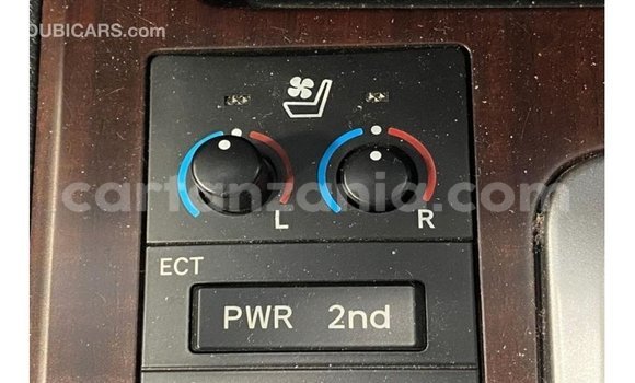 Nunua Imported Toyota Land Cruiser Nyeusi Gari ndani ya Import - Dubai nchini Arusha Nunua Imported Toyota Land Cruiser Nyeusi Gari ndani ya Import - Dubai nchini Arusha