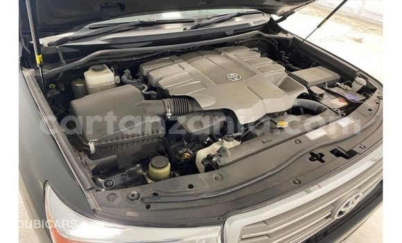 Nunua Imported Toyota Land Cruiser Nyeusi Gari ndani ya Import - Dubai nchini Arusha Nunua Imported Toyota Land Cruiser Nyeusi Gari ndani ya Import - Dubai nchini Arusha