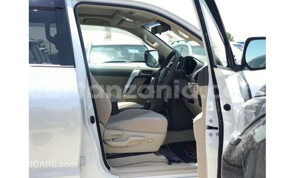 Buy Import Toyota Prado White Car in Import - Dubai in Arusha Buy Import Toyota Prado White Car in Import - Dubai in Arusha
