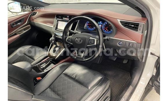 Buy Import Toyota Harrier White Car in Import - Dubai in Arusha Buy Import Toyota Harrier White Car in Import - Dubai in Arusha