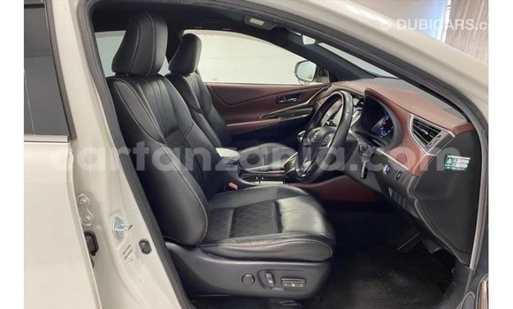 Buy Import Toyota Harrier White Car in Import - Dubai in Arusha Buy Import Toyota Harrier White Car in Import - Dubai in Arusha