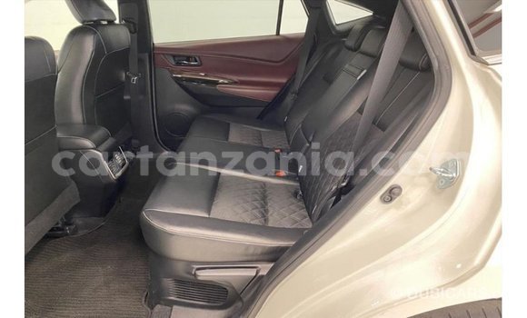 Buy Import Toyota Harrier White Car in Import - Dubai in Arusha Buy Import Toyota Harrier White Car in Import - Dubai in Arusha