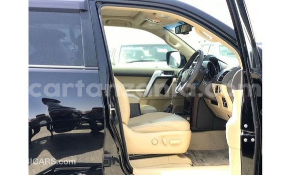 Nunua Imported Toyota Prado Nyeusi Gari ndani ya Import - Dubai nchini Arusha Nunua Imported Toyota Prado Nyeusi Gari ndani ya Import - Dubai nchini Arusha