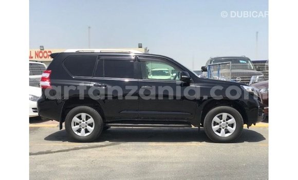 Nunua Imported Toyota Prado Nyeusi Gari ndani ya Import - Dubai nchini Arusha Nunua Imported Toyota Prado Nyeusi Gari ndani ya Import - Dubai nchini Arusha