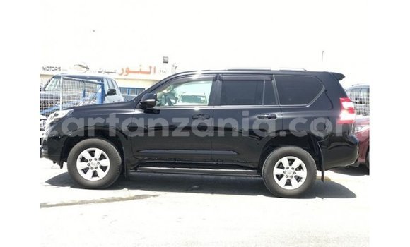 Nunua Imported Toyota Prado Nyeusi Gari ndani ya Import - Dubai nchini Arusha Nunua Imported Toyota Prado Nyeusi Gari ndani ya Import - Dubai nchini Arusha
