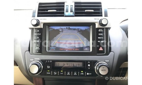 Nunua Imported Toyota Prado Nyeusi Gari ndani ya Import - Dubai nchini Arusha Nunua Imported Toyota Prado Nyeusi Gari ndani ya Import - Dubai nchini Arusha
