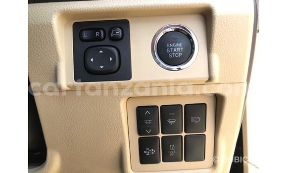 Nunua Imported Toyota Prado Nyeusi Gari ndani ya Import - Dubai nchini Arusha Nunua Imported Toyota Prado Nyeusi Gari ndani ya Import - Dubai nchini Arusha