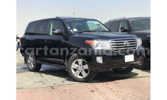 Nunua Imported Toyota Land Cruiser Nyeusi Gari ndani ya Import - Dubai nchini Arusha Nunua Imported Toyota Land Cruiser Nyeusi Gari ndani ya Import - Dubai nchini Arusha