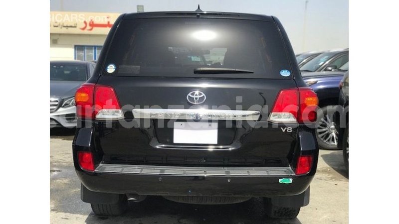 Big with watermark toyota land cruiser arusha import dubai 9312