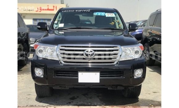 Nunua Imported Toyota Land Cruiser Nyeusi Gari ndani ya Import - Dubai nchini Arusha Nunua Imported Toyota Land Cruiser Nyeusi Gari ndani ya Import - Dubai nchini Arusha