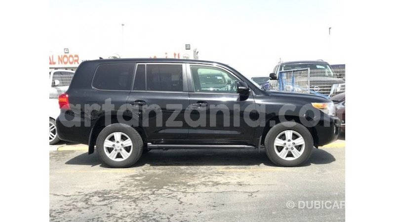 Big with watermark toyota land cruiser arusha import dubai 9312