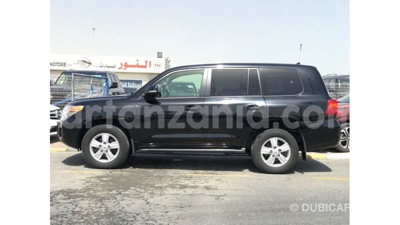 Big with watermark toyota land cruiser arusha import dubai 9312