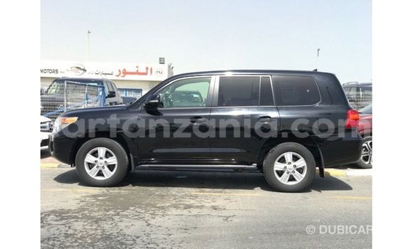 Nunua Imported Toyota Land Cruiser Nyeusi Gari ndani ya Import - Dubai nchini Arusha Nunua Imported Toyota Land Cruiser Nyeusi Gari ndani ya Import - Dubai nchini Arusha