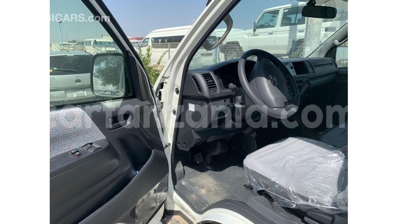 Big with watermark toyota hiace arusha import dubai 9313