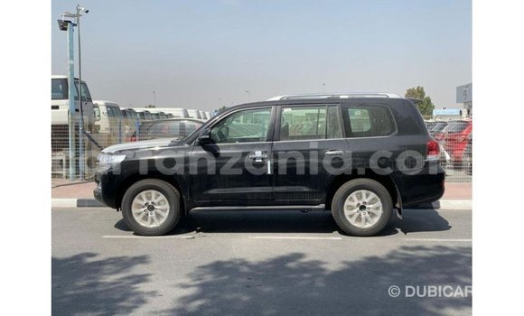 Nunua Imported Toyota Land Cruiser Nyeusi Gari ndani ya Import - Dubai nchini Arusha Nunua Imported Toyota Land Cruiser Nyeusi Gari ndani ya Import - Dubai nchini Arusha