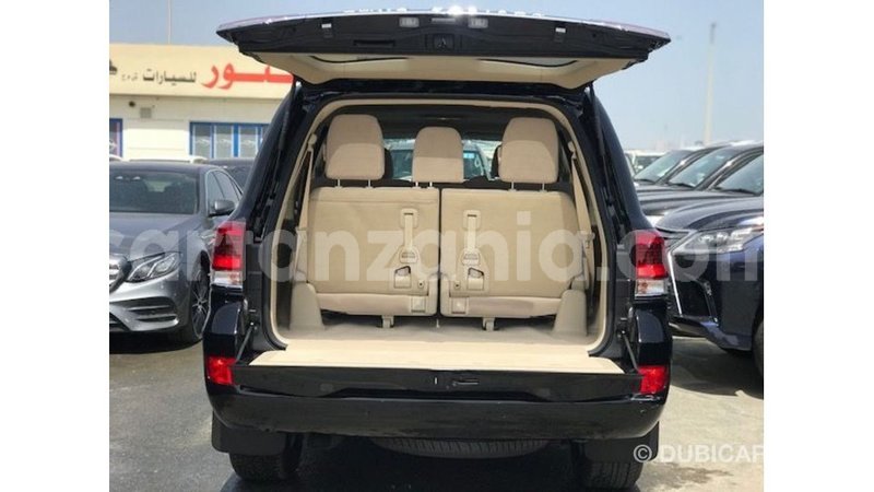 Big with watermark toyota land cruiser arusha import dubai 9319