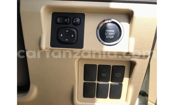 Nunua Imported Toyota Prado Nyeupe Gari ndani ya Import - Dubai nchini Arusha Nunua Imported Toyota Prado Nyeupe Gari ndani ya Import - Dubai nchini Arusha