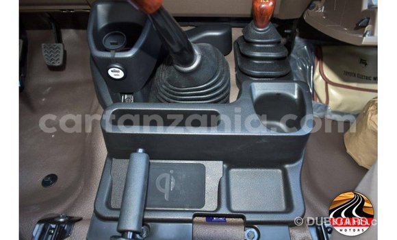 Buy Import Toyota Land Cruiser Other Car in Import - Dubai in Arusha Buy Import Toyota Land Cruiser Other Car in Import - Dubai in Arusha