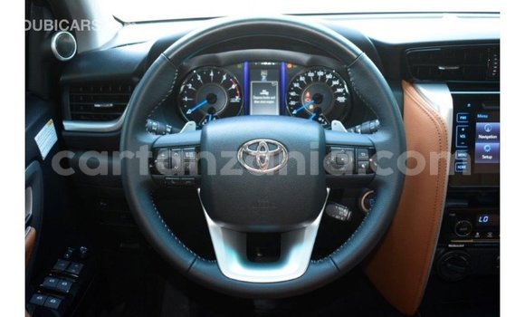 Buy Import Toyota Fortuner Black Car in Import - Dubai in Arusha Buy Import Toyota Fortuner Black Car in Import - Dubai in Arusha