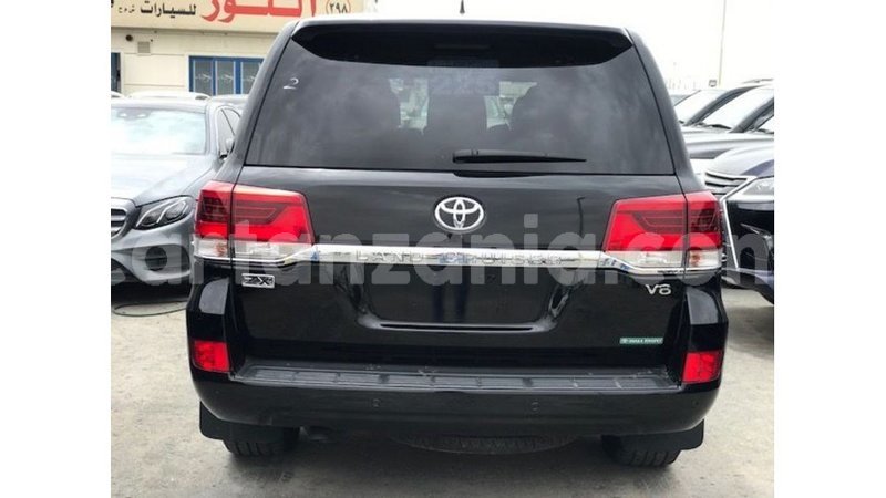 Big with watermark toyota land cruiser arusha import dubai 9325