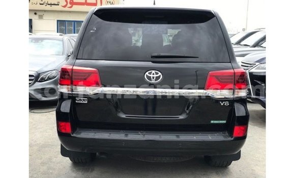 Nunua Imported Toyota Land Cruiser Nyeusi Gari ndani ya Import - Dubai nchini Arusha Nunua Imported Toyota Land Cruiser Nyeusi Gari ndani ya Import - Dubai nchini Arusha