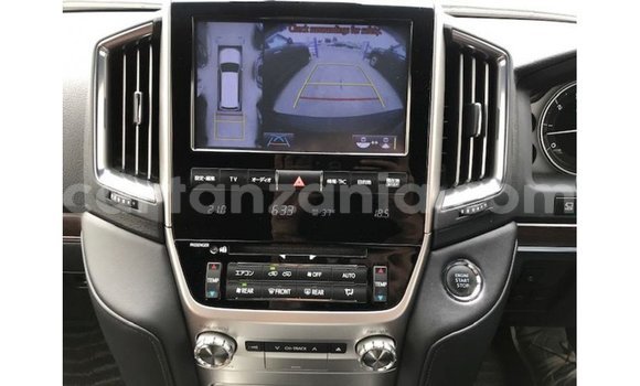 Nunua Imported Toyota Land Cruiser Nyeusi Gari ndani ya Import - Dubai nchini Arusha Nunua Imported Toyota Land Cruiser Nyeusi Gari ndani ya Import - Dubai nchini Arusha