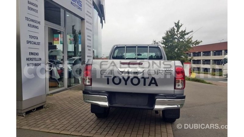 Big with watermark toyota hilux arusha import dubai 9328